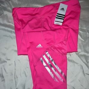 Women’s (m) Adidas climalite cropped legging pink